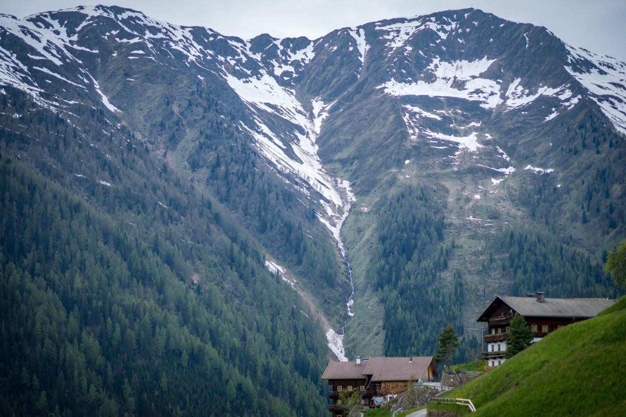 Apartmenthaus Gutwenger Innervillgraten Buitenkant foto
