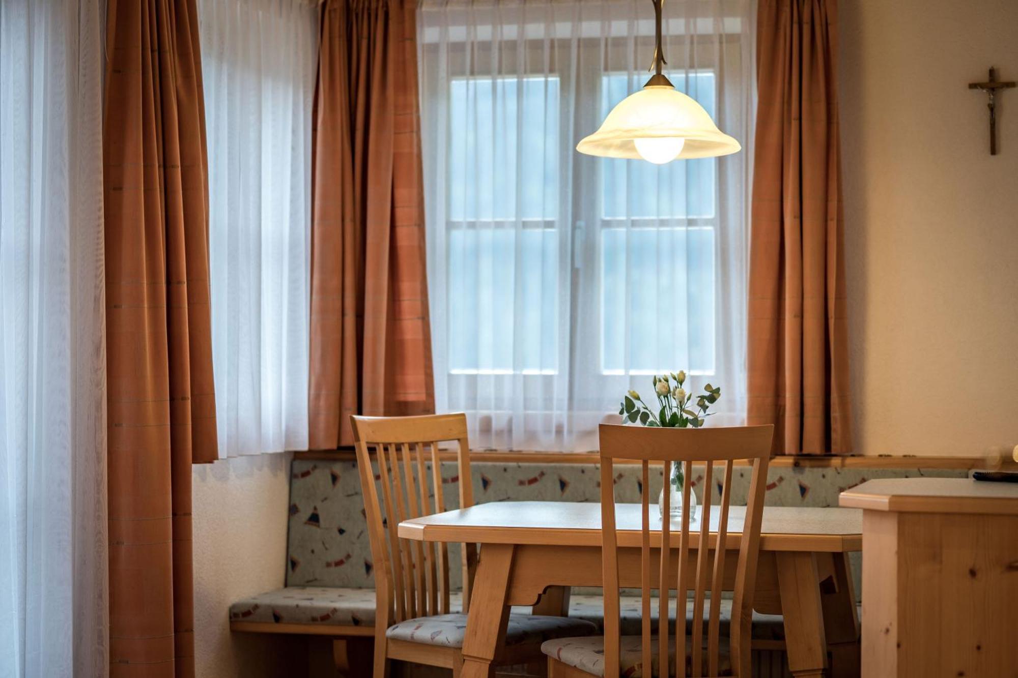 Apartmenthaus Gutwenger Innervillgraten Buitenkant foto